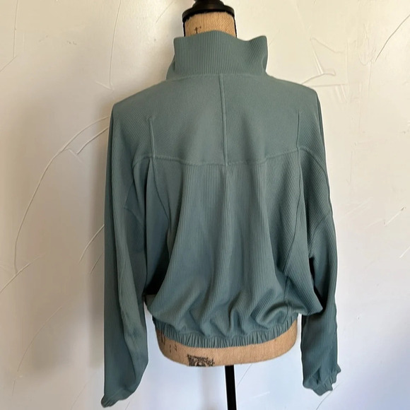 Lululemon Adaptable Fit Full-Zip Jacket Tidewater Teal Jacket EUC 10 - Picture 6 of 8
